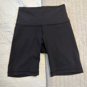 Lululemon Wunder Under Short 8”